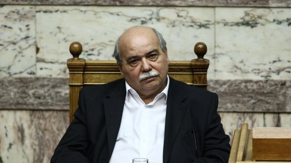Προκαλεί ο Νίκος Βούτσης: Πατριδοκάπηλοι όσοι στέλνουν εξώδικα σε βουλευτές για το Μακεδονικό